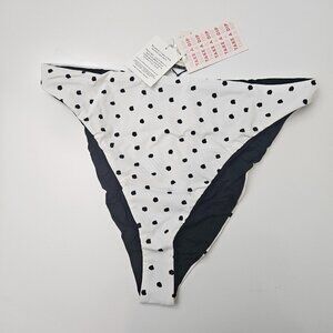 288. Dippin' Daisys reversible bikini bottom. NWT